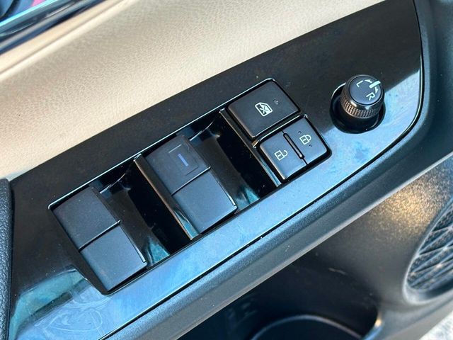 2021 Toyota Prius LE - 22909636 - 12