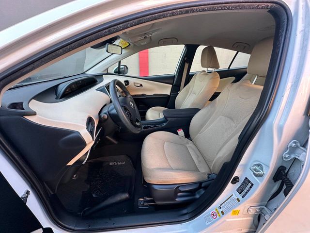 2021 Toyota Prius LE - 22909636 - 13