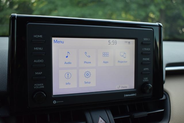 2021 Toyota RAV4 LE AWD - 22884557 - 10