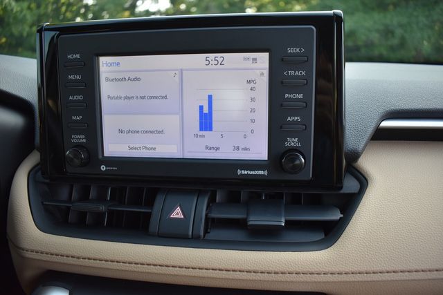 2021 Toyota RAV4 LE AWD - 22884557 - 13