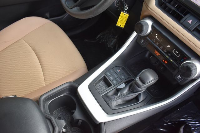 2021 Toyota RAV4 LE AWD - 22884557 - 16