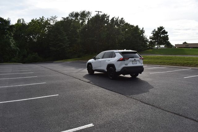 2021 Toyota RAV4 LE AWD - 22884557 - 37