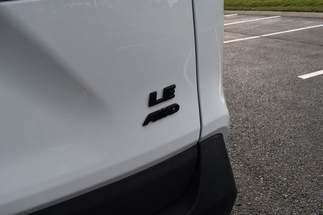2021 Toyota RAV4 LE AWD - 22884557 - 45