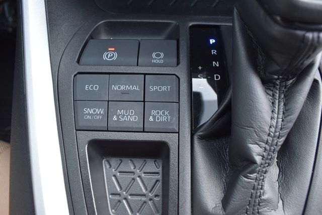 2021 Toyota RAV4 LE AWD - 22884557 - 8