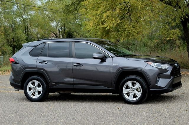 2021 Toyota RAV4 ONE OWNER AWD HYBRID XLE - 22934685 - 0