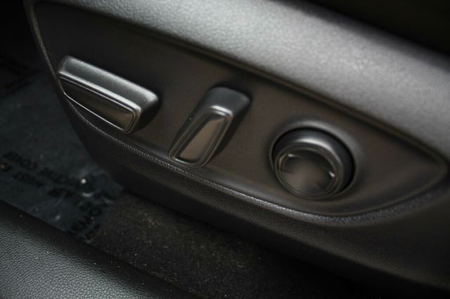 2021 Toyota RAV4 ONE OWNER AWD HYBRID XLE - 22934685 - 24