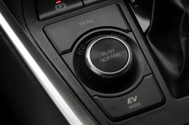 2021 Toyota RAV4 ONE OWNER AWD HYBRID XLE - 22934685 - 29