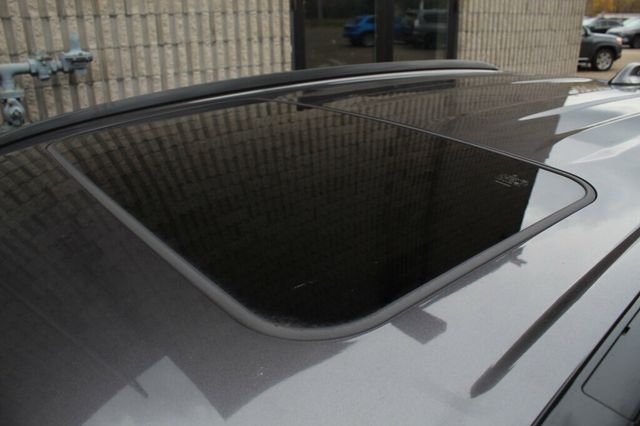 2021 Toyota RAV4 ONE OWNER AWD HYBRID XLE - 22934685 - 32