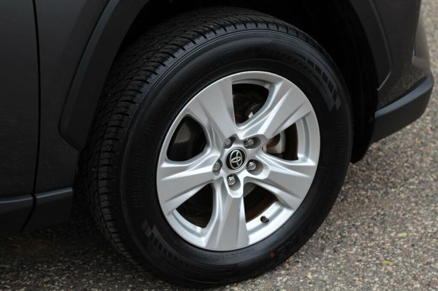 2021 Toyota RAV4 ONE OWNER AWD HYBRID XLE - 22934685 - 34