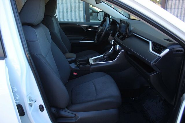 2021 Toyota RAV4 ONE OWNER AWD XLE  - 22924513 - 6