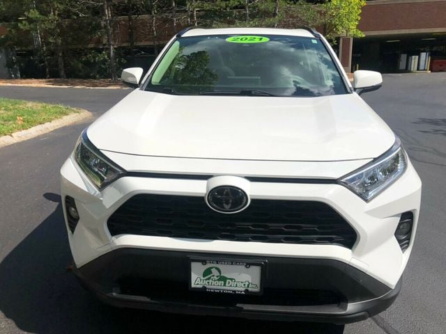 2021 Toyota RAV4 XLE AWD - 22911228 - 1