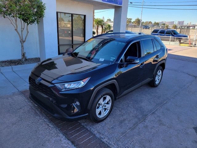 2021 Toyota RAV4 XLE FWD - 22297626 - 0