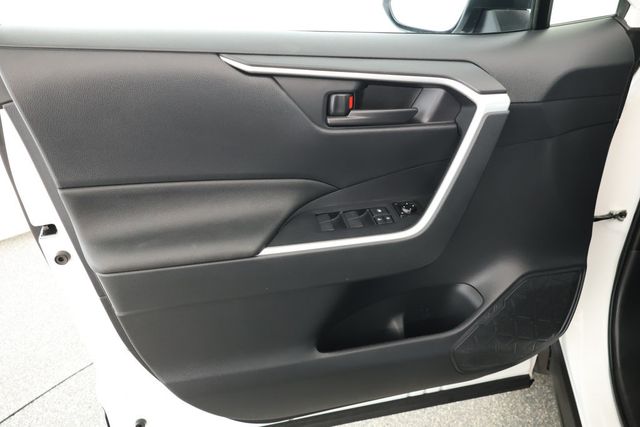 2021 Toyota RAV4 Prime SE with Weather & Moonroof Package - 22921351 - 8