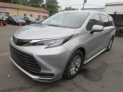2021 Toyota Sienna