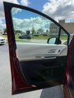 2021 Toyota Sienna Limited AWD 7-Passenger - 22902310 - 23