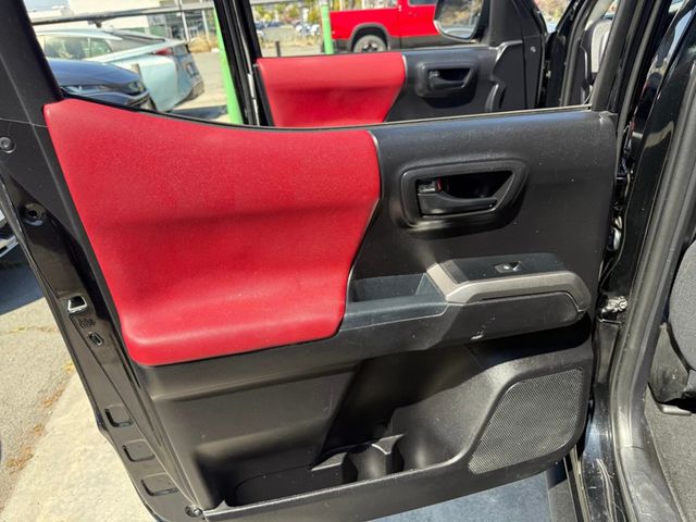 2021 Toyota Tacoma 2WD SR5 Double Cab 5' Bed V6 Automatic - 22875274 - 11