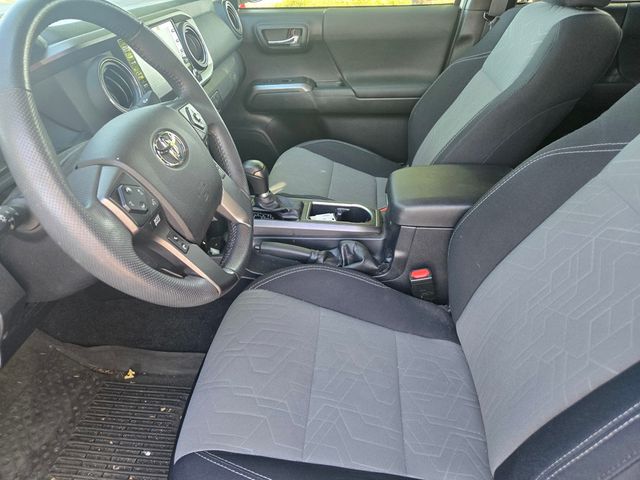 2021 Toyota Tacoma 4WD  - 22934147 - 19