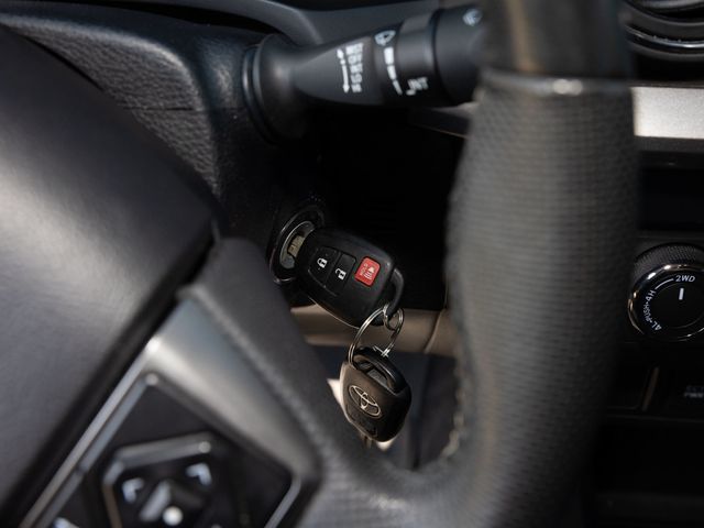 2021 Toyota Tacoma 4WD BLACK OUT PACKAGE, TERRA GRAPPLERS - 22930254 - 31