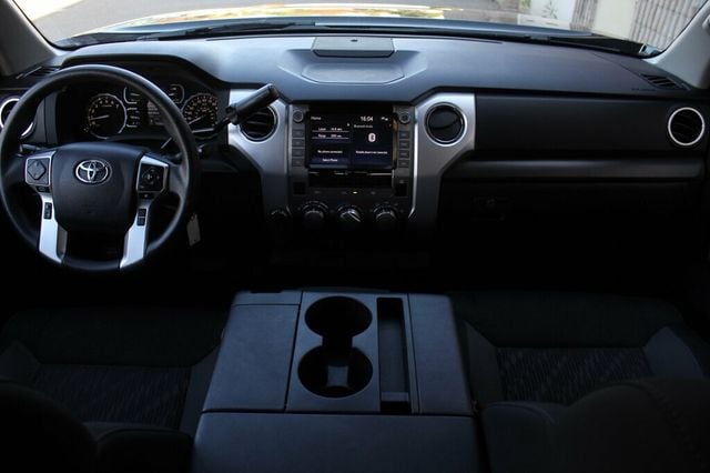 2021 Toyota Tundra 4WD SR5 CREWMAX  - 22900633 - 11