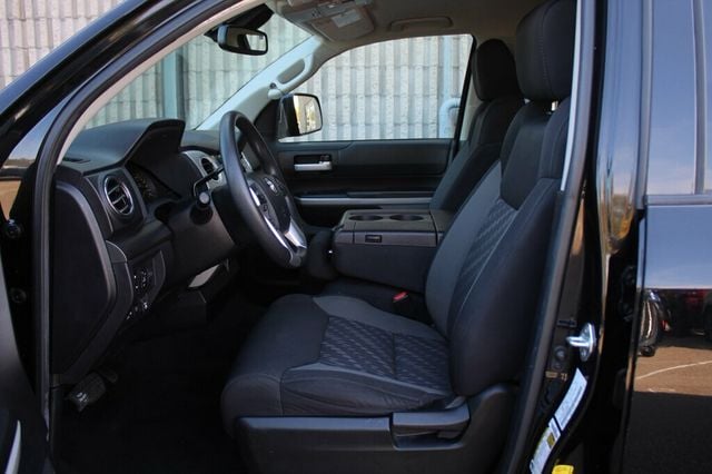 2021 Toyota Tundra 4WD SR5 CREWMAX  - 22900633 - 21
