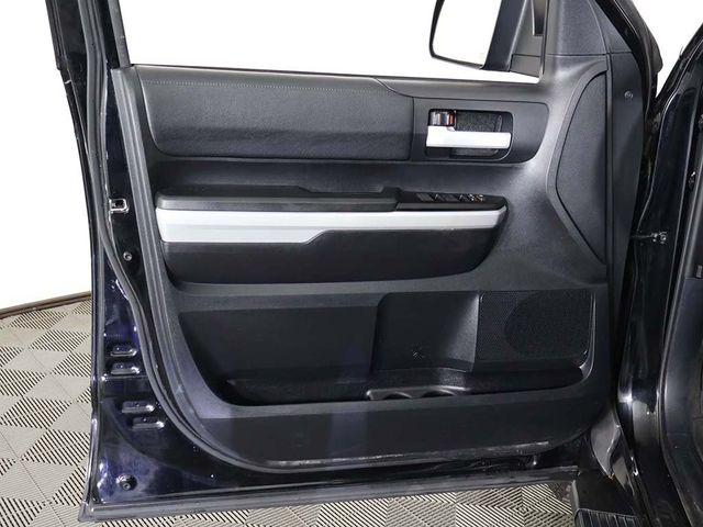 2021 Toyota Tundra 4WD SR5 CrewMax 5.5' Bed 5.7L - 22939441 - 19