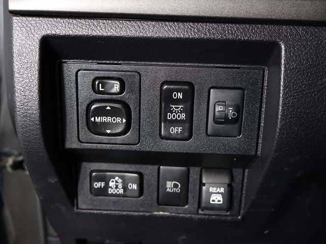2021 Toyota Tundra 4WD SR5 CrewMax 5.5' Bed 5.7L - 22939441 - 34