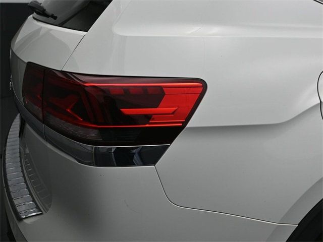 2021 Volkswagen Atlas 2021.5 3.6L V6 SE w/Technology FWD - 22900973 - 22
