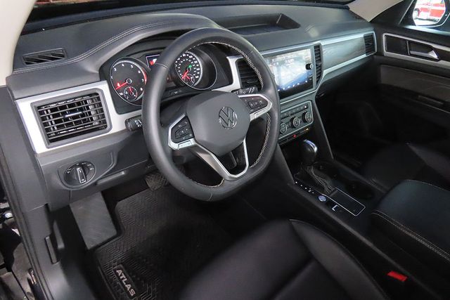 2021 Volkswagen Atlas 3.6L V6 SE w/Technology FWD - 22349481 - 21