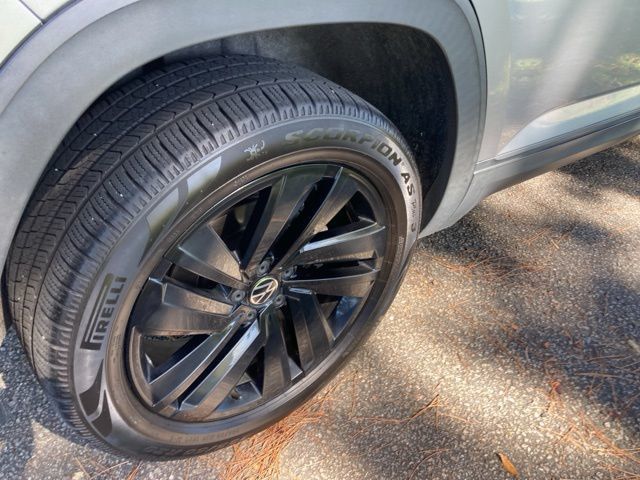 2021 Volkswagen Atlas Cross Sport 2.0T SE w/Technology FWD - 22924980 - 14