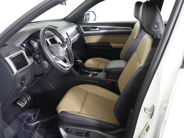 2021 Volkswagen Atlas Cross Sport 3.6L V6 SE w/Technology R-Line 4MOTION - 22922171 - 24