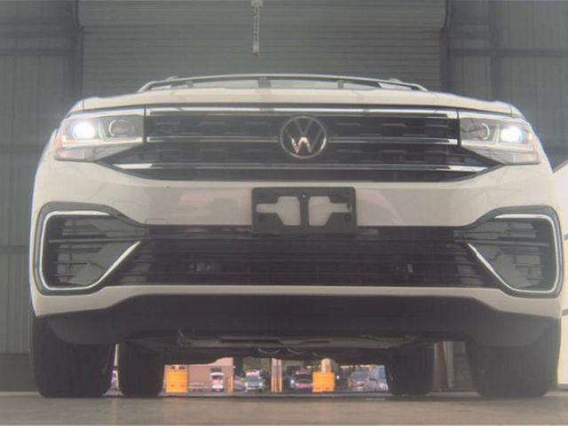 2021 Volkswagen Atlas Cross Sport 3.6L V6 SE w/Technology R-Line 4MOTION - 22922171 - 3