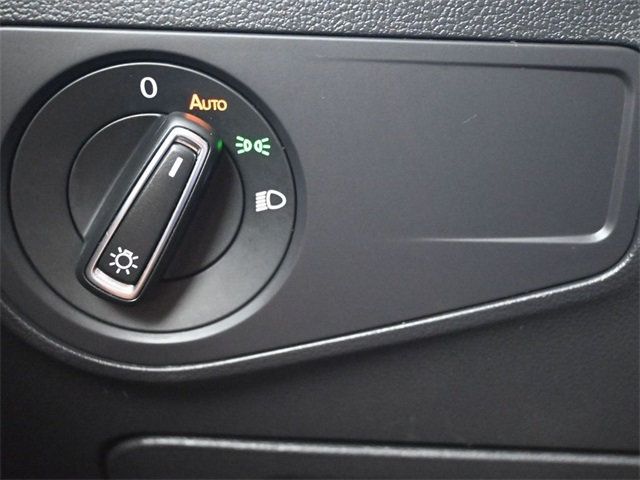 2021 Volkswagen Tiguan 2.0T SE FWD - 22932827 - 28