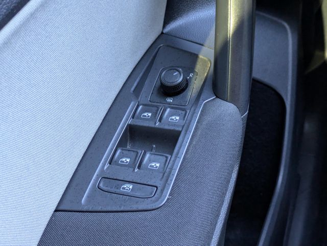 2021 Volkswagen Tiguan 2.0T S FWD - 22931463 - 24