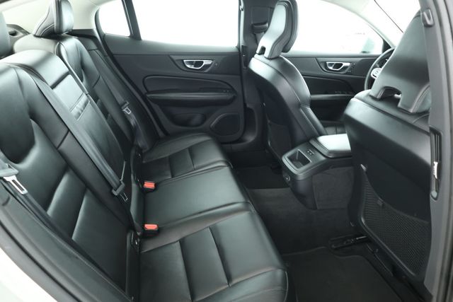 2021 Volvo S60 T6 AWD Momentum *Ltd Avail* with Premium and Climate Packages - 22930930 - 19