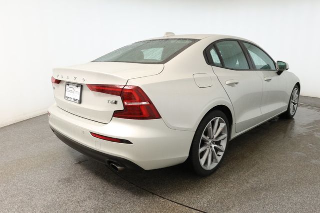 2021 Volvo S60 T6 AWD Momentum *Ltd Avail* with Premium and Climate Packages - 22930930 - 3