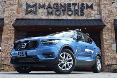 2021 Volvo XC40