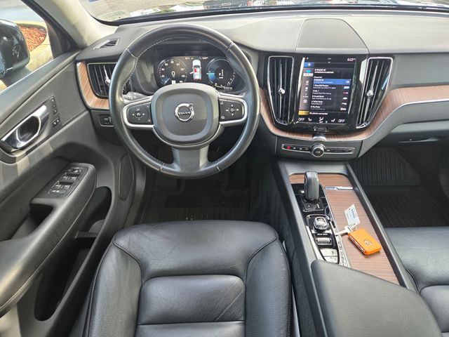2021 Volvo XC60 Recharge T8 eAWD PHEV Inscription Expression - 22930482 - 9