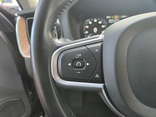 2021 Volvo XC60 Recharge T8 eAWD PHEV Inscription Expression - 22930482 - 24
