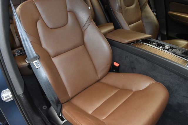 2021 Volvo XC60 T5 AWD Momentum - 22913699 - 24