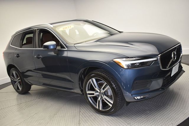 2021 Volvo XC60 T5 AWD Momentum - 22913699 - 2