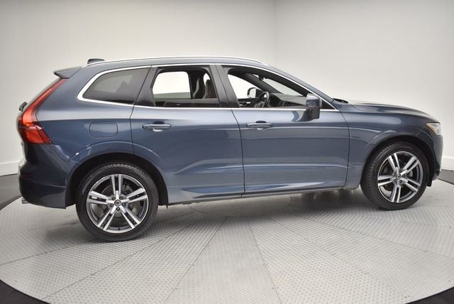 2021 Volvo XC60 T5 AWD Momentum - 22913699 - 3