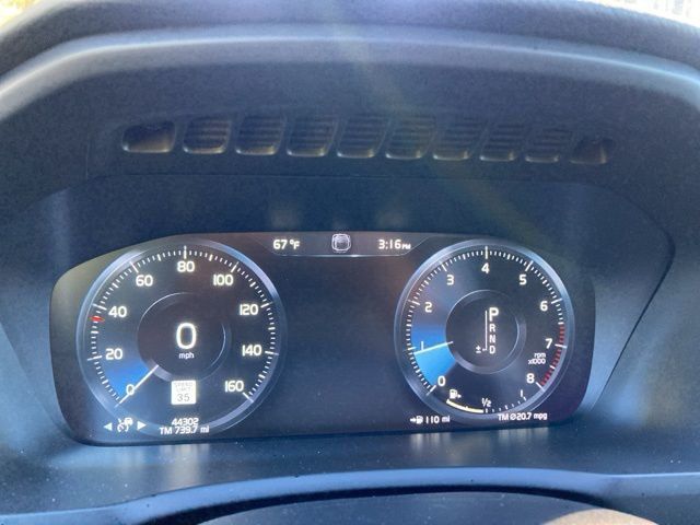 2021 Volvo XC90 T5 FWD Momentum 7P - 22932119 - 27