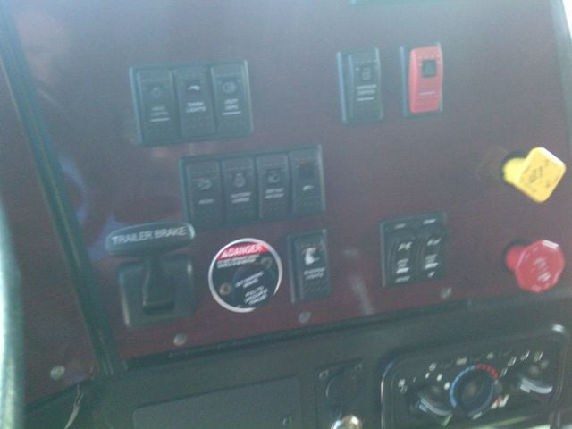 2021 Western Star 5700XE 2021 WESTERN STAR 5700XE SINGLE BUNK SLEEPER - 22918357 - 19
