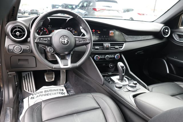 2022 Alfa Romeo Giulia AWD - 22939972 - 11