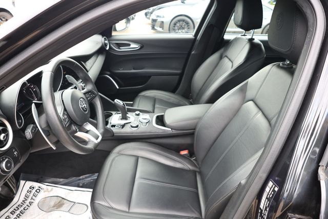 2022 Alfa Romeo Giulia AWD - 22939972 - 19