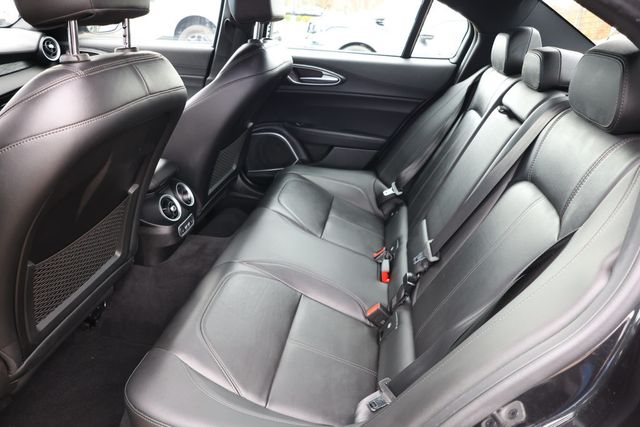 2022 Alfa Romeo Giulia AWD - 22939972 - 20