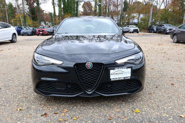2022 Alfa Romeo Giulia AWD - 22939972 - 7