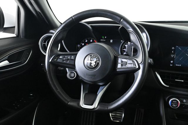 2022 Alfa Romeo Giulia Ti - 22899639 - 9