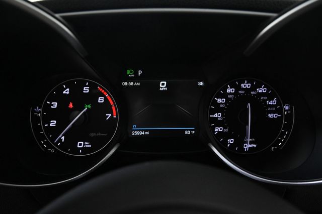 2022 Alfa Romeo Giulia Ti - 22899639 - 11