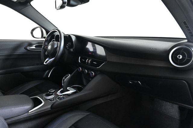 2022 Alfa Romeo Giulia Ti - 22899639 - 14